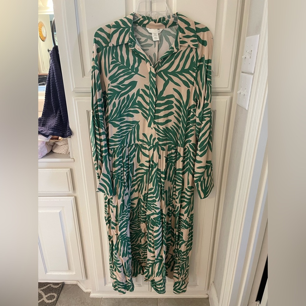 H&M Beige and Green Leaf Pattern Dress